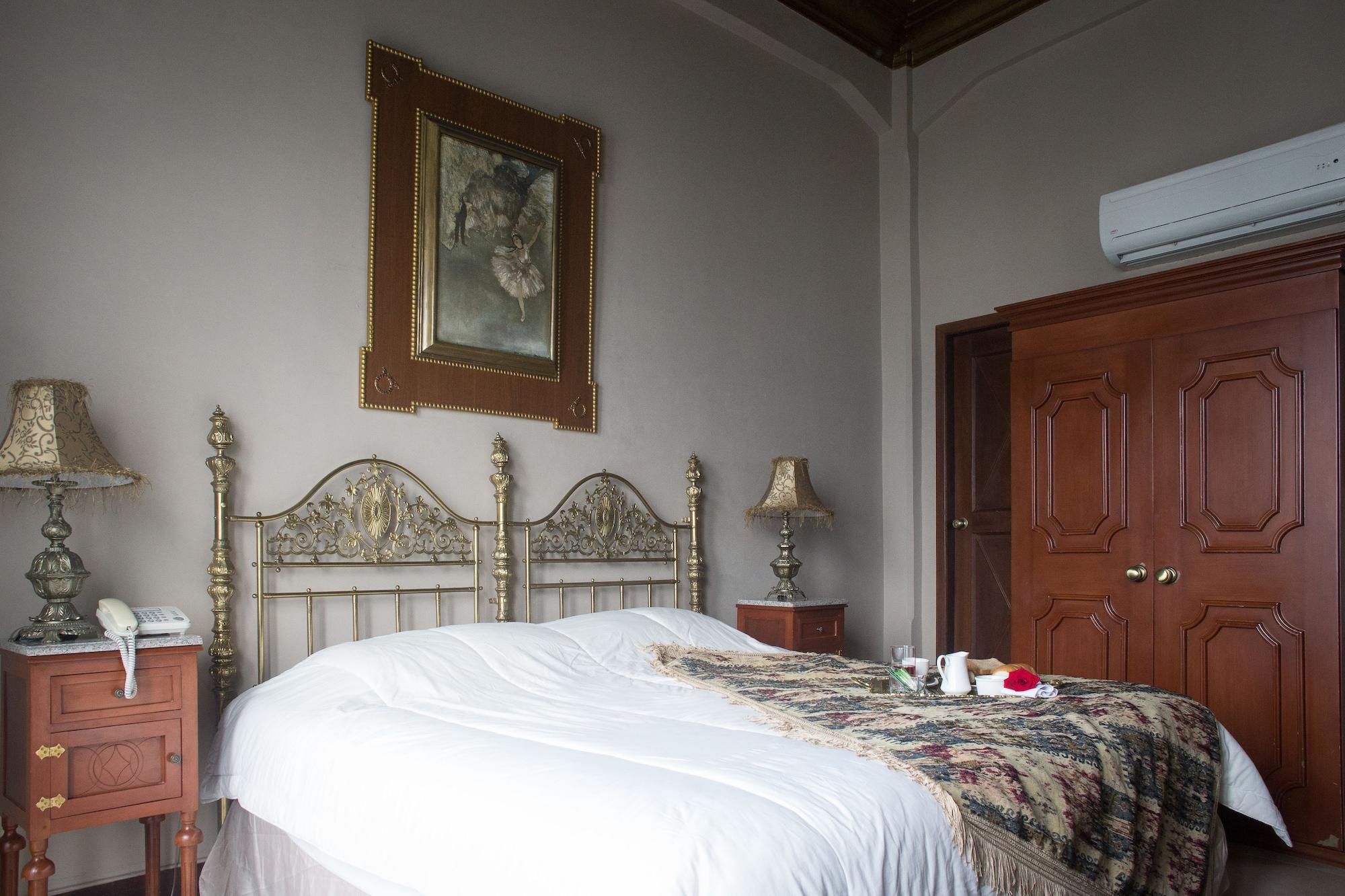 Hotel Boutique Mansion Del Rio Гуаякиль Экстерьер фото